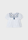 Blusa con ricami Mayoral bambina 3180